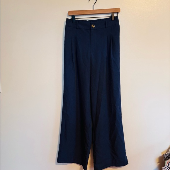 Pants - Blue long high waisted dress pants with pockets and elastic waistband in the bac